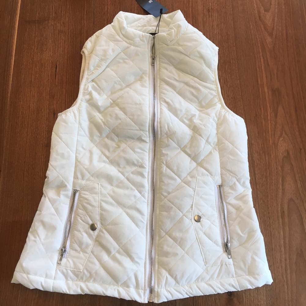 NWT White Quilted Vest